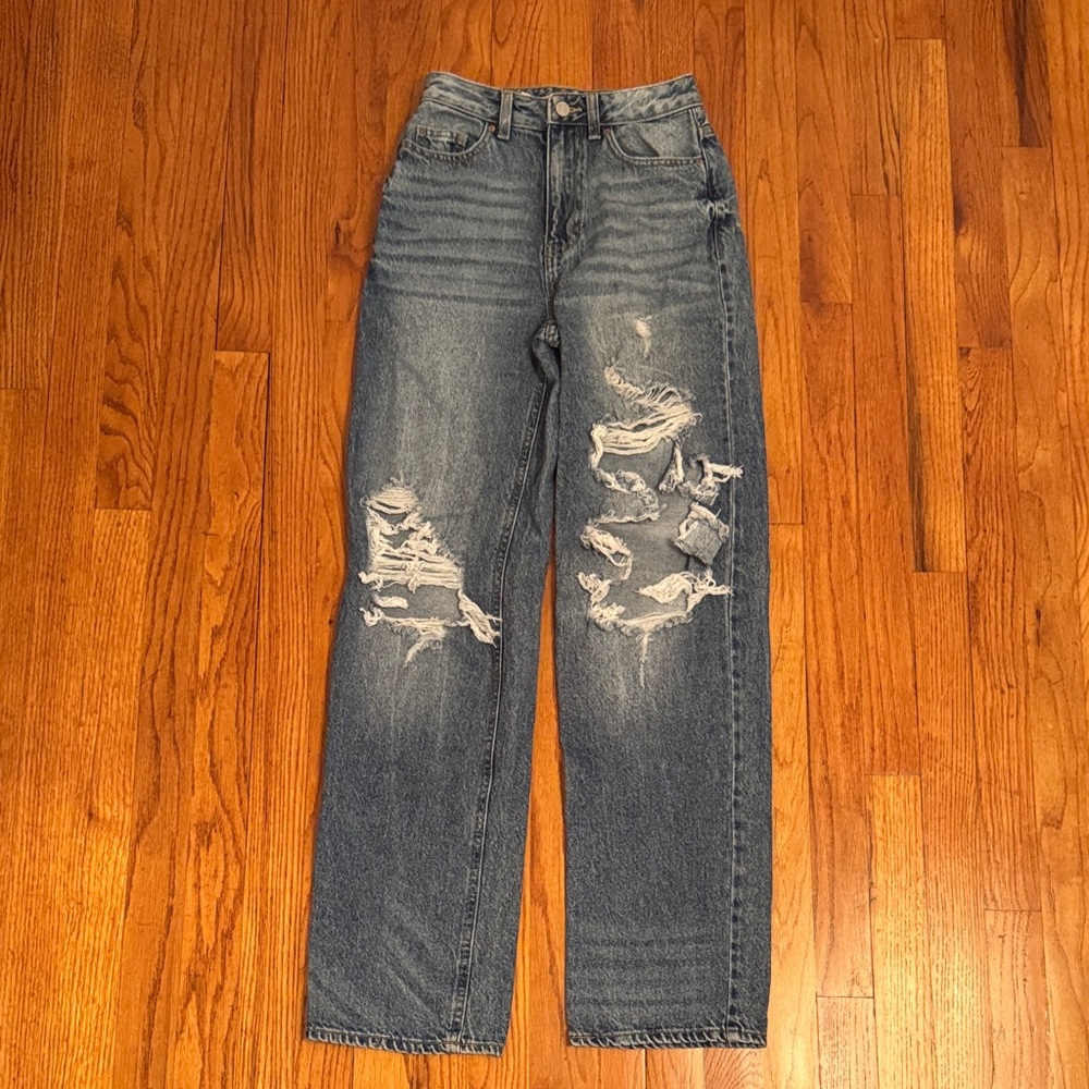 PacSun Women's Distressed Denim Boyfriend Jeans